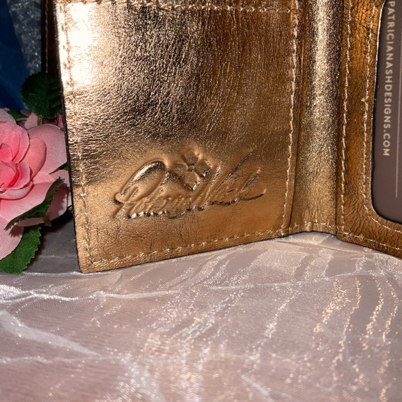 Crossbody and Wallet, Patricia Nash Vintage Italian Pheasant Bronze NWT - Picture 5 of 16